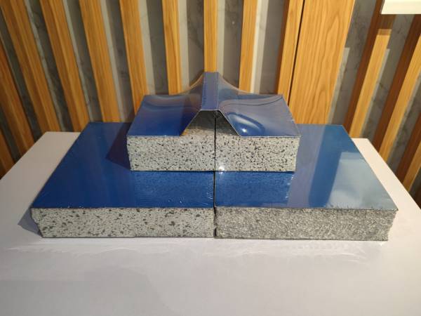 (华阳集团)气凝胶复合防火保温板（气凝胶夹芯彩钢复合板）/平方米；50mm屋面板